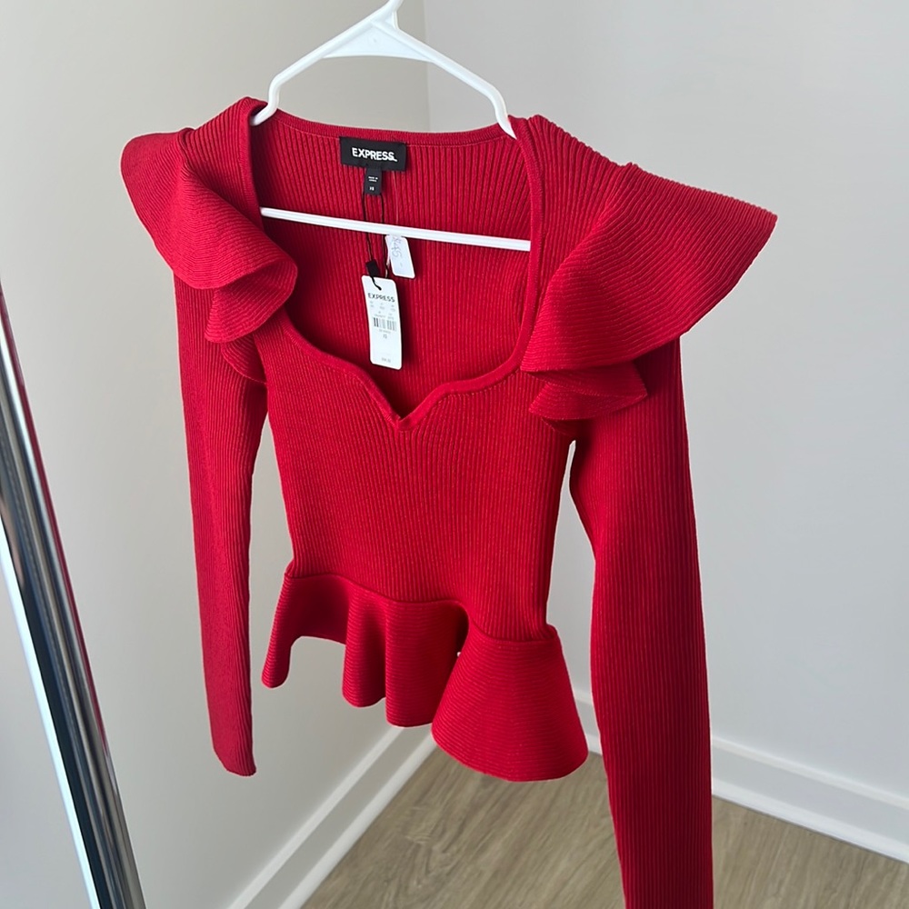 Red top - Picture 2 of 2